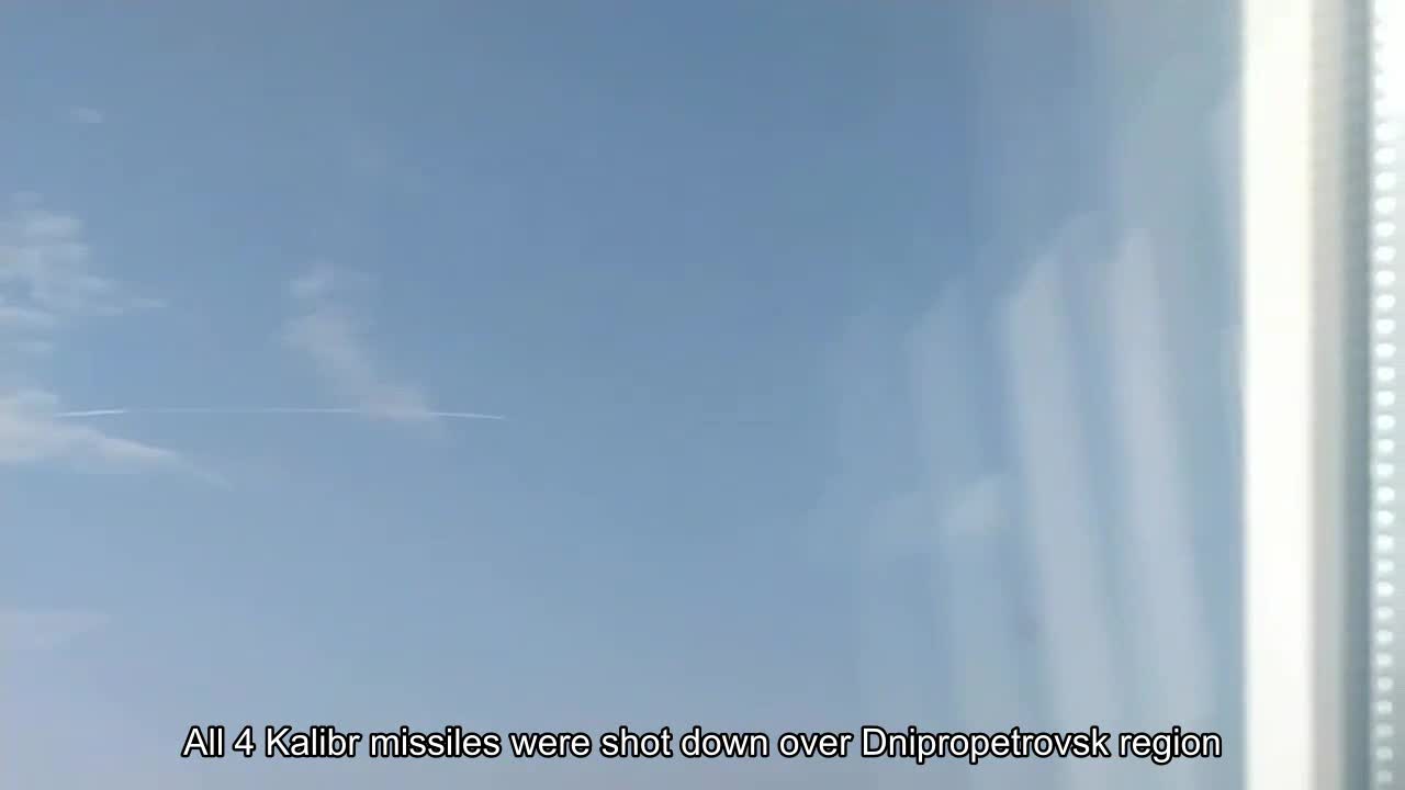 ️Over Dnipropetrovsk region, all 4 Kalibr missiles were shot down, with which the Russians tried to