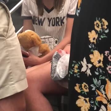 Girl new york jersey shirt bear subway smoke vape