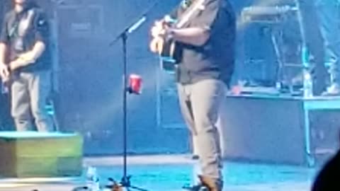 Luke Combs LIVE