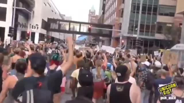BLM & Antifa Riots 2020 - 2020-08-25-00-13-50-Minneapolis.mp4