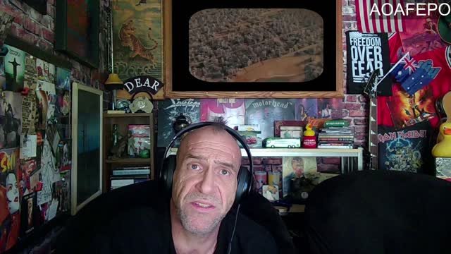 This is a bad Future - Reaction with Rollen to Mega City One!