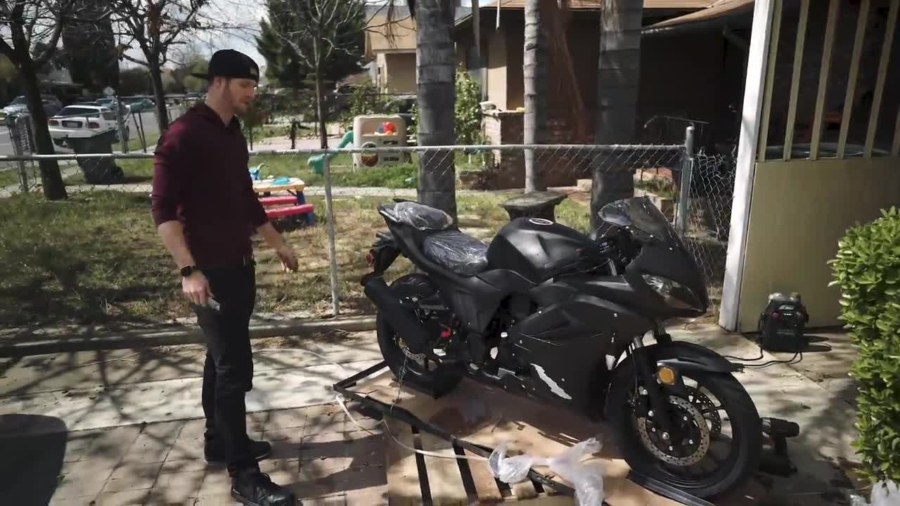 The most AVERAGE-PRICED Motorcycle on AMAZON $1,600 NEW