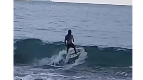 Surfando - Nova manobra kkkkkkkk