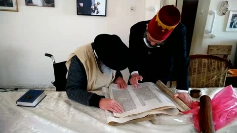 שמענו עכשיו את המגילה....בואו נסכם מה היה לנו חברים יקרים פורים שמח לכל השנה כולה ושבת שלום