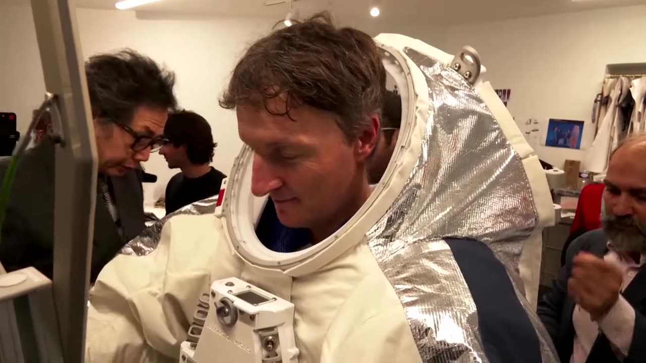 Pierre Cardin creates spacesuit for astronaut training | REUTERS