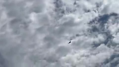 WATCH: B-2 Spirit steal bombers flying over Minnesota