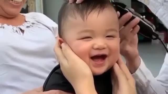 😍Cute baby happy haircut😍