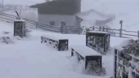 Snow arrives in Italy