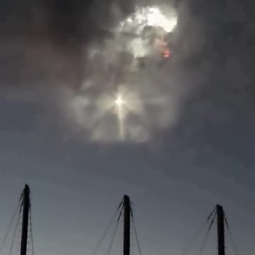 strange-sky-over-the-vodka