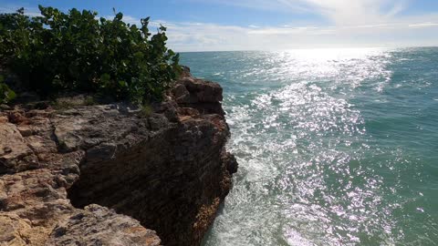 Boquerón cliff walking