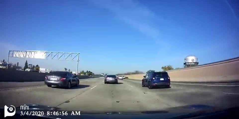 Speeding Vehicle Causes Serious Smash