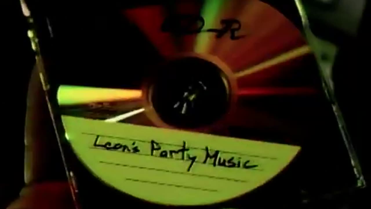 November 16, 1998 - Making Your Own Party Mix CDs Has Never Been Easier