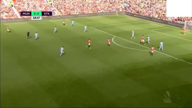 VIDEO: Goal: Martial with an excellent finish after coming off the bench