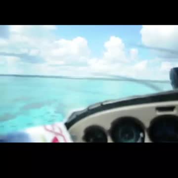 High Speed Low Altitude Fly By 10ft off the water Single Engine