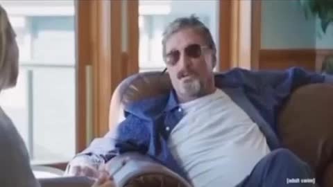 McAfee antes de ser suicidado explicando o que ele fez: fez doações de laptops pra políticos