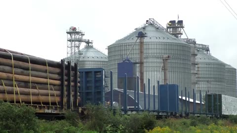 Railroads of Chippewa Falls WI, Pt 2, Chasing Wisconsin norther along their scenic branch line