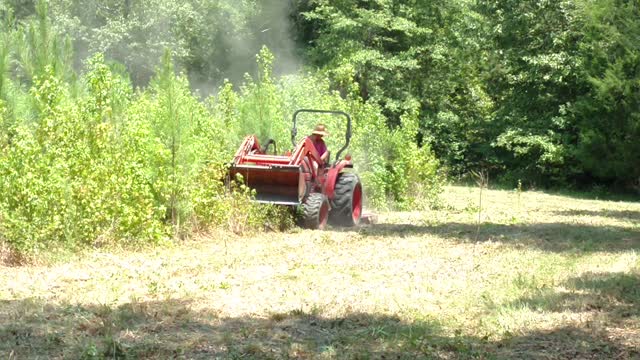 Kubota L3130