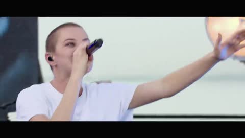 Oceans--_--worship--_--hillsong