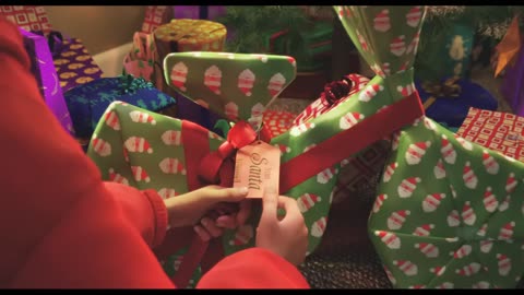 Justin Bieber - Santa Claus Is Coming To Town (Arthur Christmas Version)