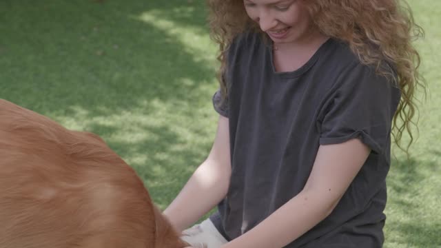 The friendship between humans and dogs makes me so happy to see this