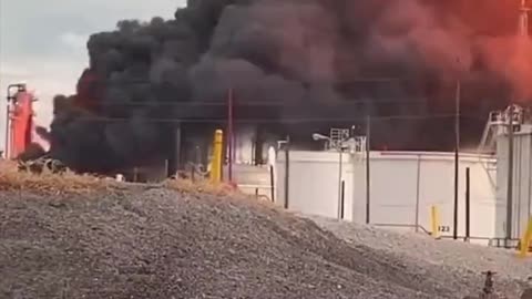 And ANOTHER FIRE at an oil refinery in Toledo, Ohio