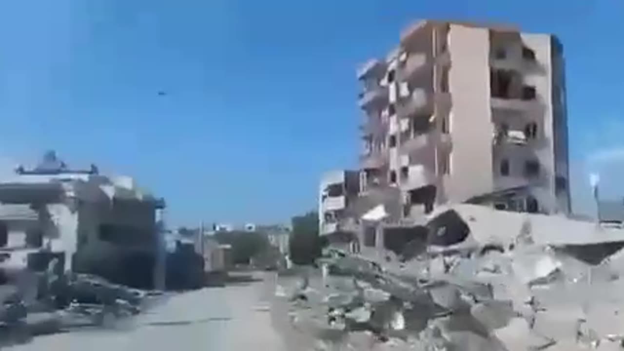 Large-scale destruction in the town of Marwahin as a result of Israel Defense Forces strikes.