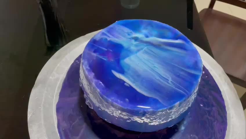 First Time I Did Glaze Mirror Cake