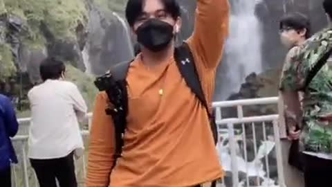 TikTok sa may falls😍 _ Dance Challenge _ TikTok DM