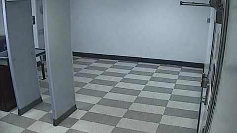 6054RHOBG2G207Lobby_2021-01-06_20h40min03s160ms.mp4