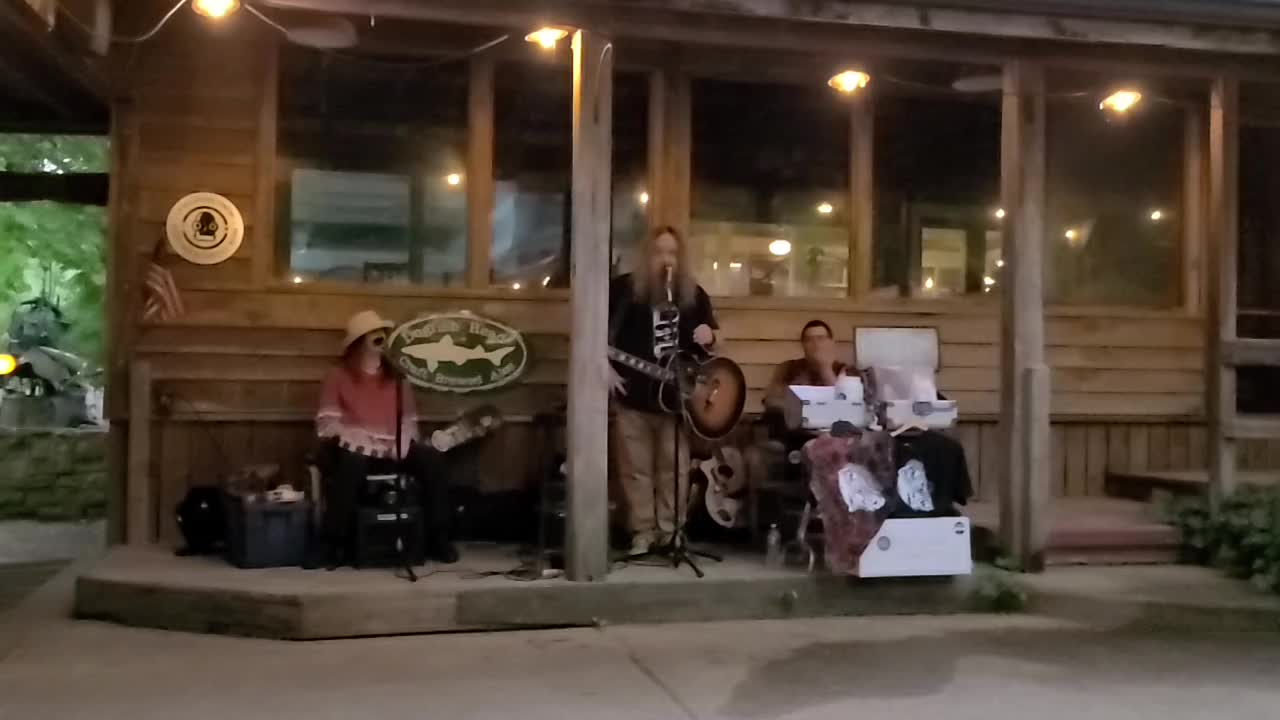 Robert Rolfe Feddersen & Terri Piet Feddersen "Hey ! What You Want" Featuring Chad Monk