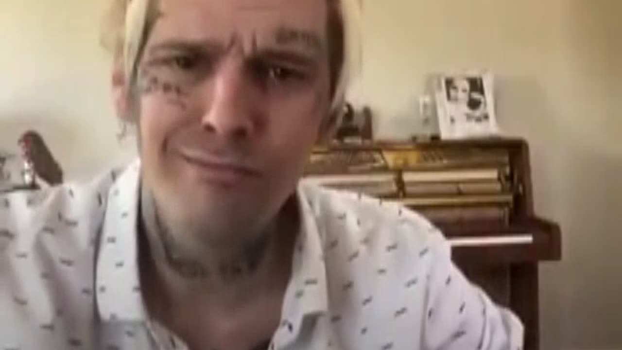Él está muerto ahora ---> Es oscuridad espiritual lo que estás presenciando.