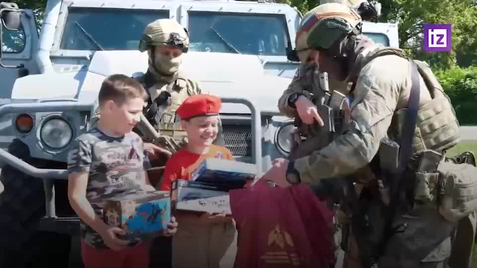 Mališanu koji je postao hit na internetu ruska vojska priredila iznenađenje