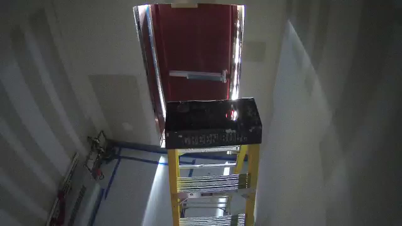 5194CHOB05C5BN1RoofExit_2021-01-06_13h40min03s223ms.mp4