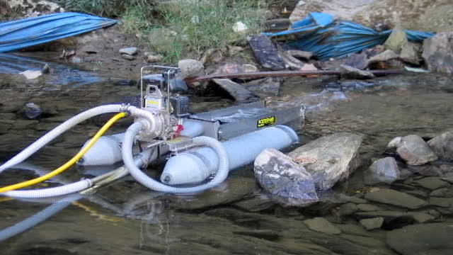 VA Gold On the Creek the creek with big gold in it yort 3