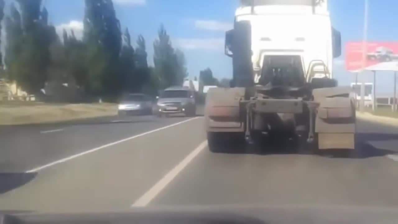 Trucker Fails!