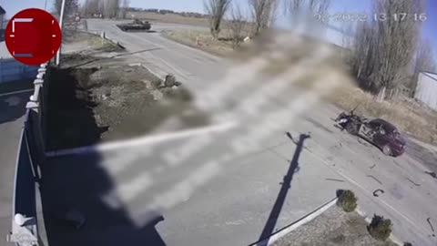 Russian War Crime - Tank Fires on Car