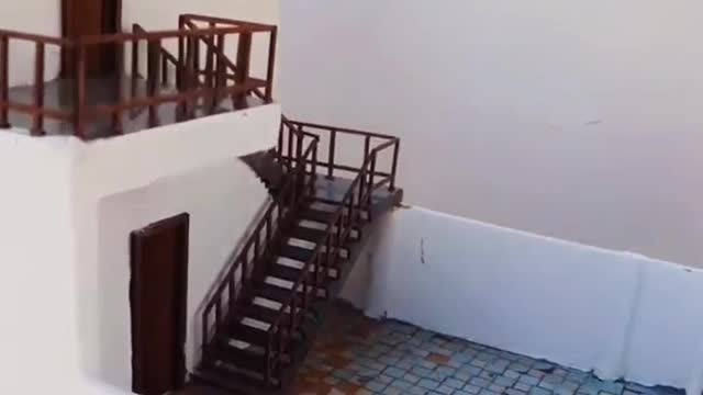 Micro building