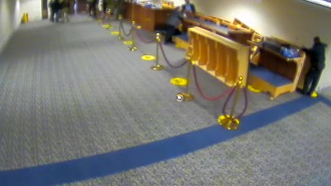 1476HSOB02SH211Hallway_2021-01-06_17h20min01s417ms.mp4