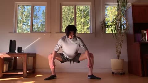 How I Learned The Full Splits in 30 Days - Hyperbolic Stretching