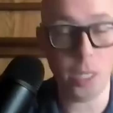 Voice Chat vs Web AI Which Should Agents Use?