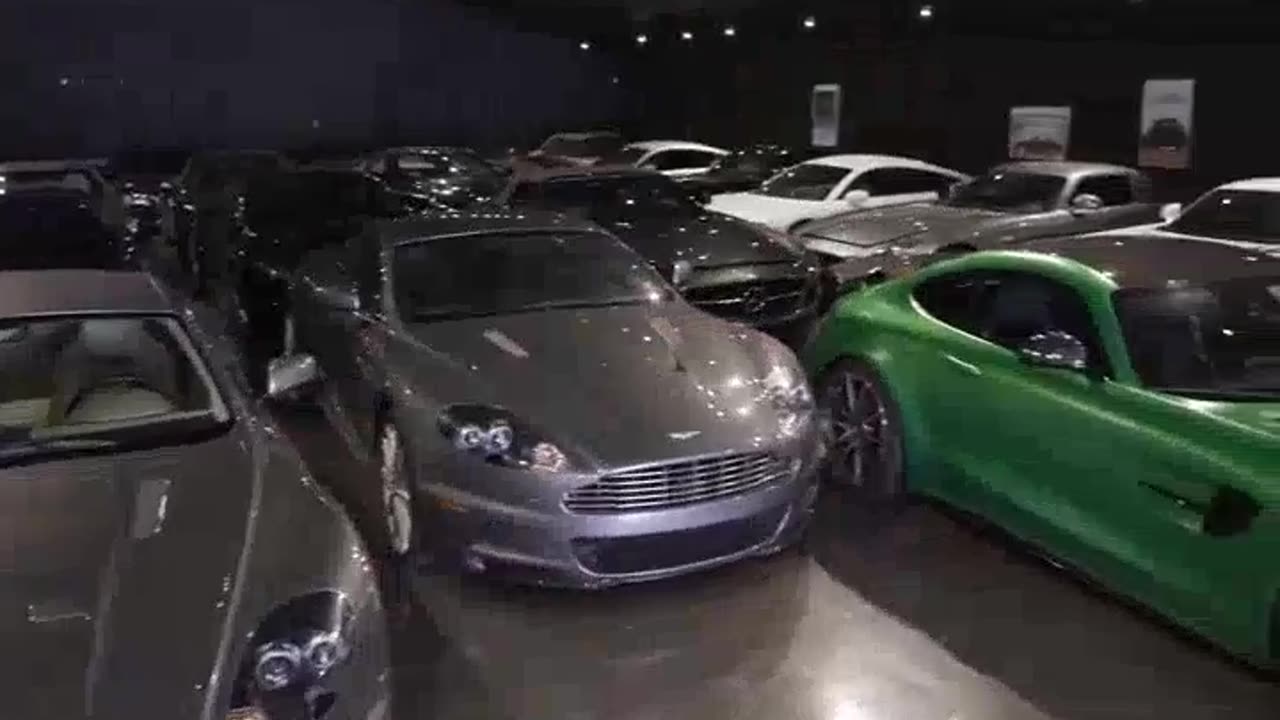 MR BEAST> BIGGER CAR WANTED