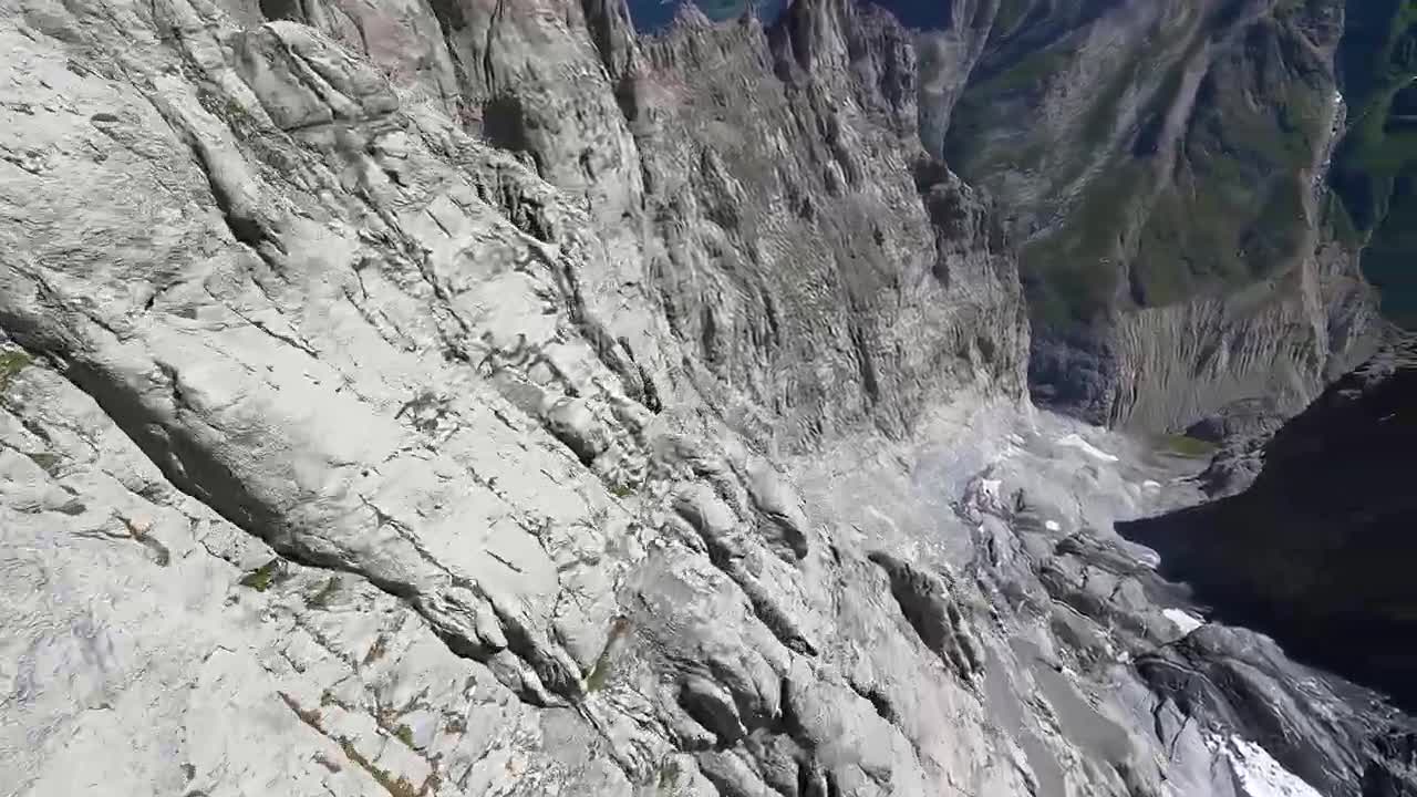 Once in a lifetime flight along the eastern ridge of the Eiger-16