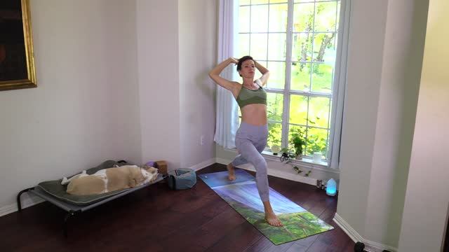 25 min High Intensity interval Yoga - I Am Enough; Booty Cardio Workout + Meditation