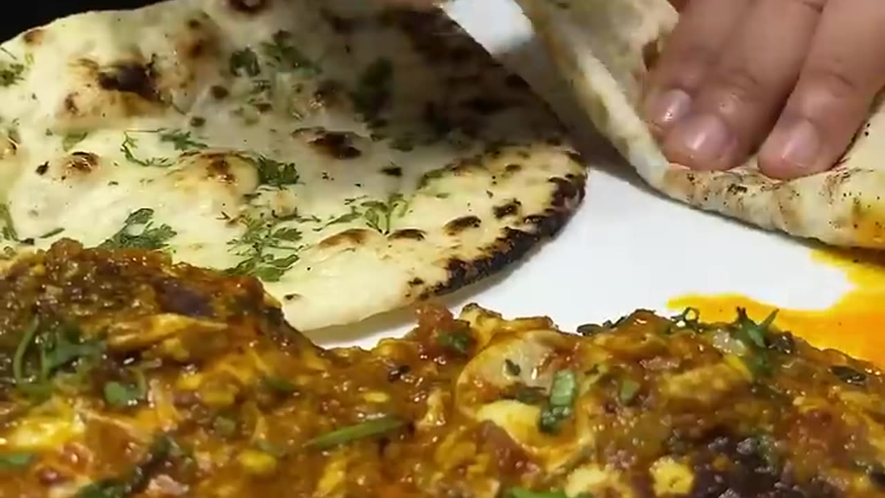 Egg lababbdar