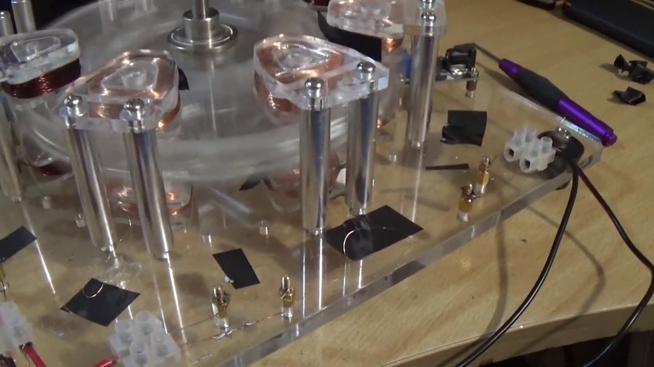 ZERO FORCE DYNAMO STARK 1 / VOLTAGE TEST