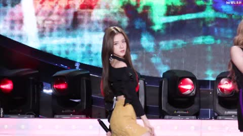 [뒷부분 짤림] 4K 181014 블랙핑크 (BLACKPINK) 지수 Jisoo '뚜두뚜두' (DDU-DU DDU-DU) 직캠 Fancam @BBQ 슈퍼콘서트 by 팔도조선