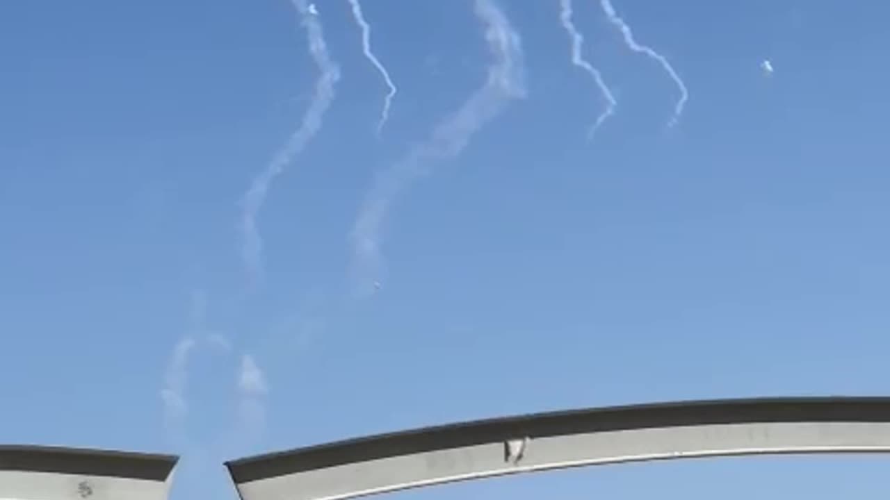 100 Rockets Over Haifa - What We Caught on Camera