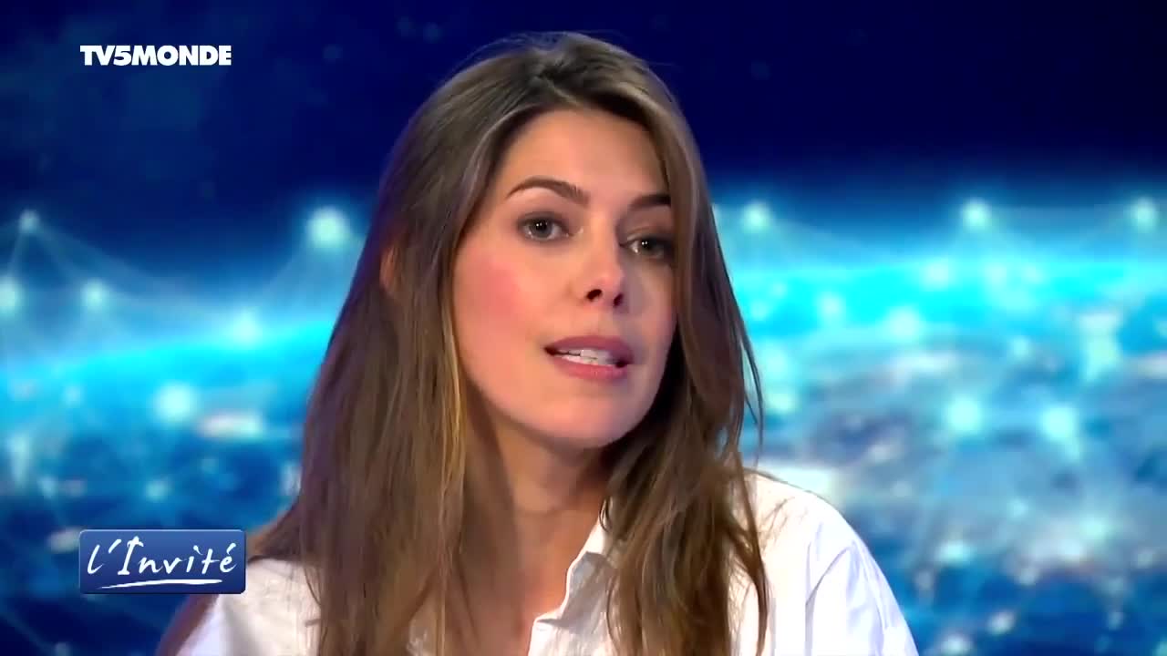 Audrey Tcherkoff la protégée d'Attali sort le " Manuel pour une sortie positive de la crise "