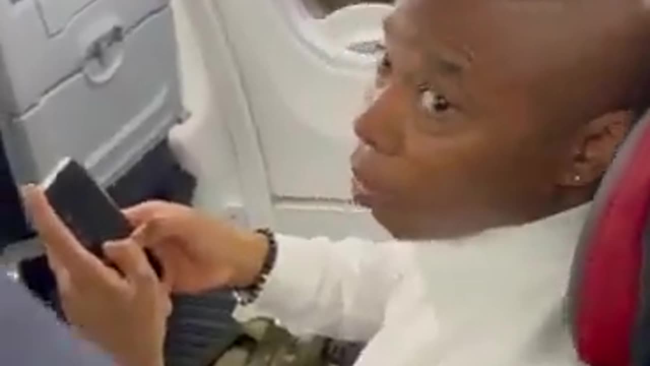 Eric Adams confronted on a plane via #ToreSays