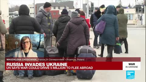 Exodus from ukraine : A night spent civilians fleeings russia invasions.